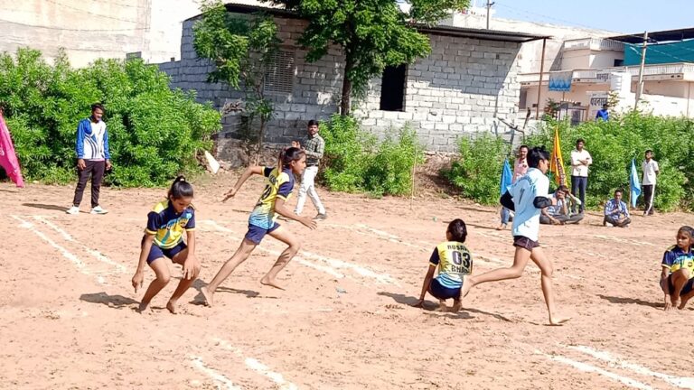 OXFORD SCHOOL, REENGUS